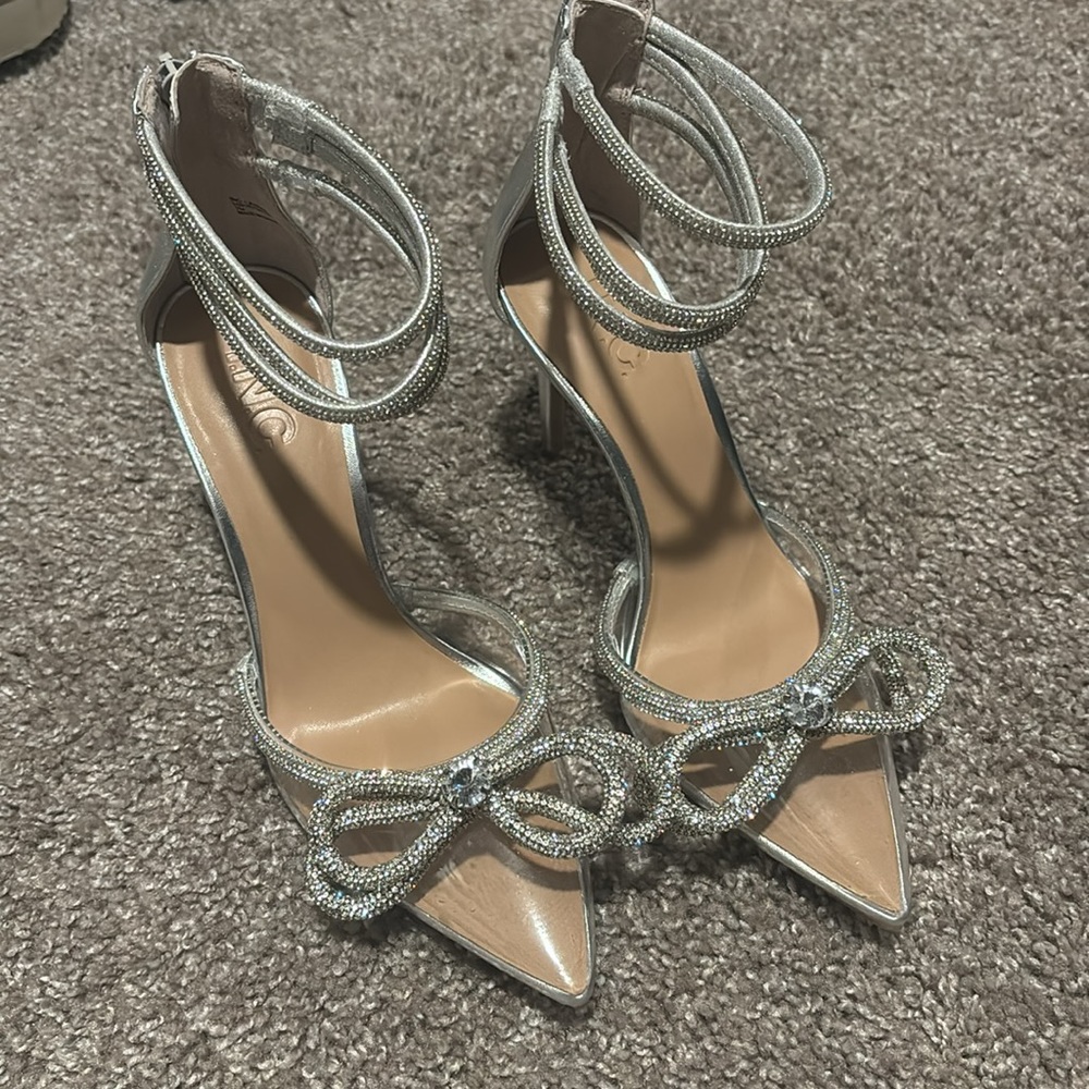 Laynea Translucent Pointed-Toe Pumps